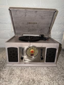 Crosley Record Player / Turntable
