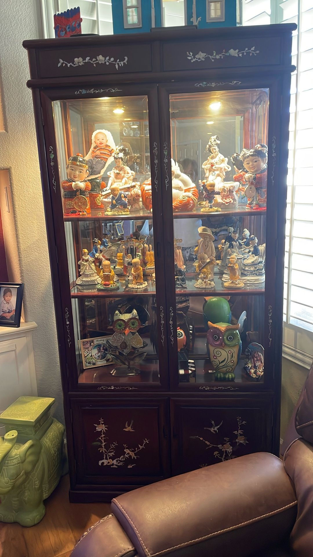 Chinese Curio Cabinet 