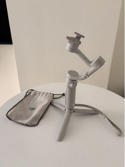 DJI OM 5 Smartphone Gimbal Stabilizer, 3-Axis
