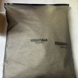 Essentials Hoodie L
