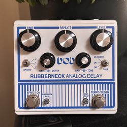 Rubberneck Analog Delay Guitar Pedal
