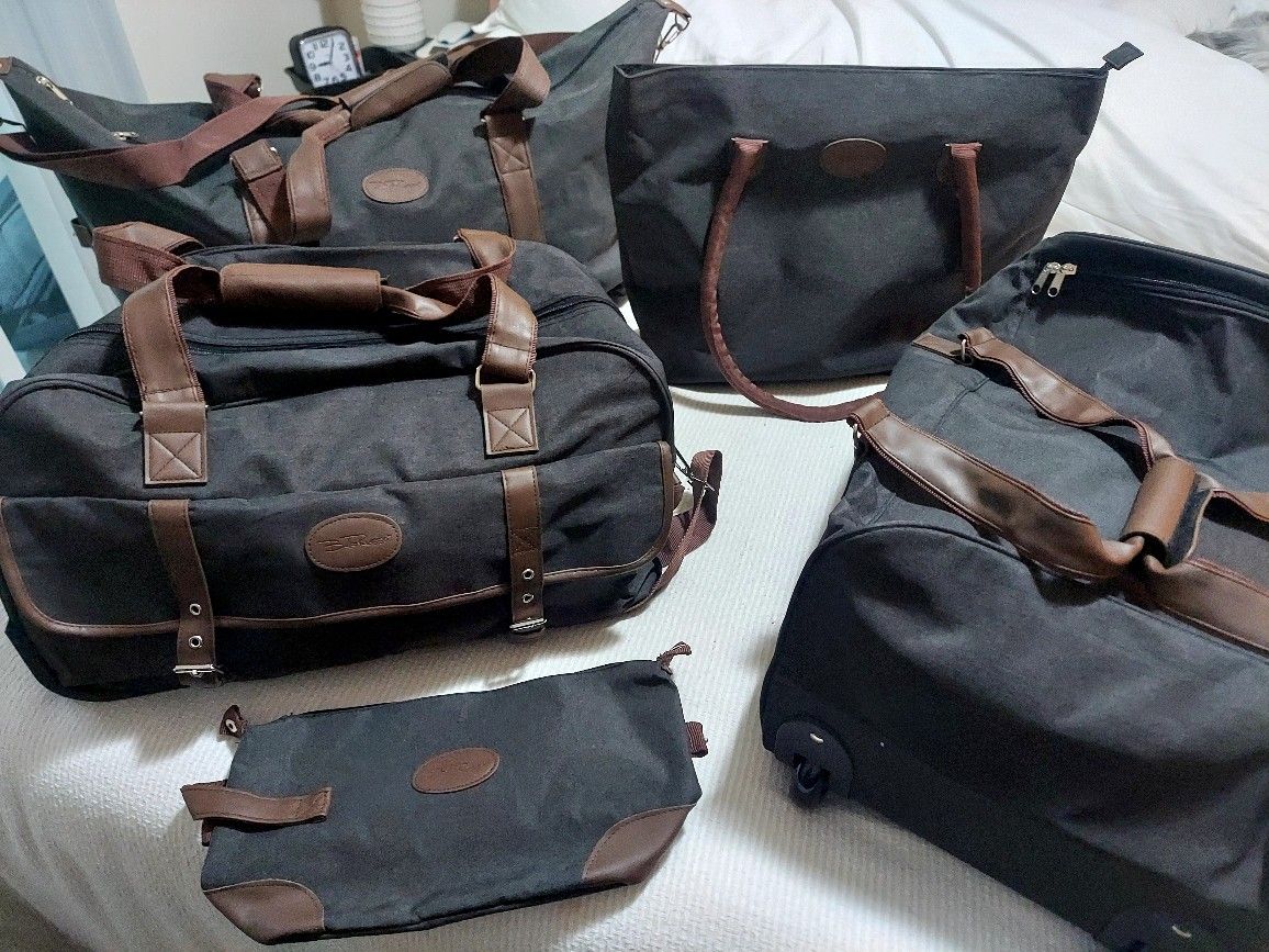 Belle Russo 5 Piece Luggage Set