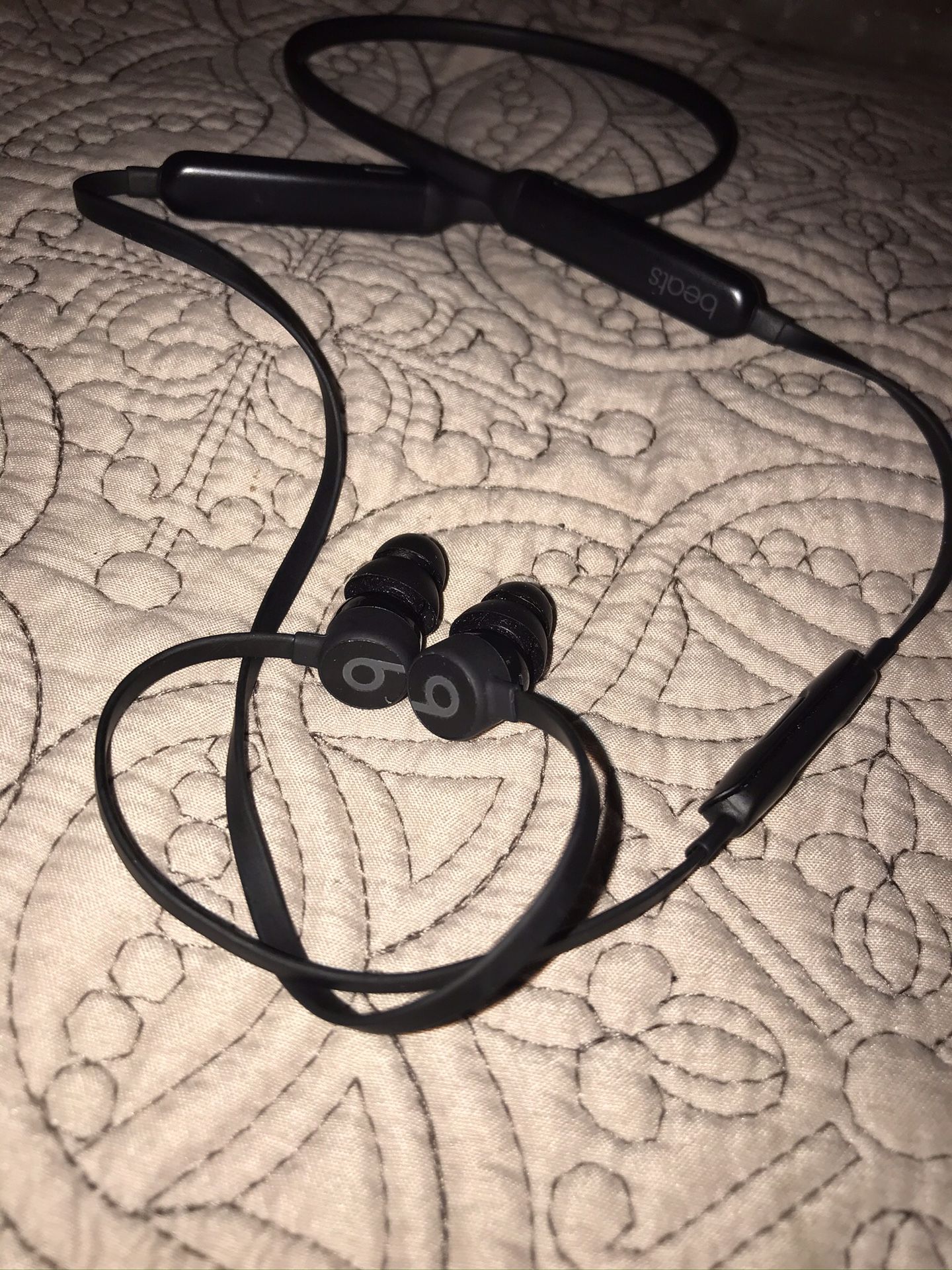 BeatsX beats by Dre