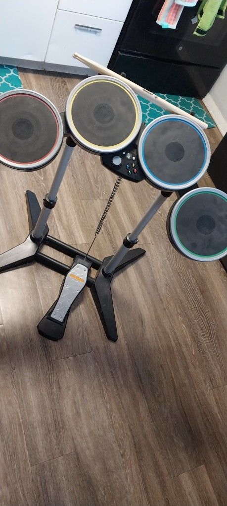 Rock Band Guitar Hero Bundle