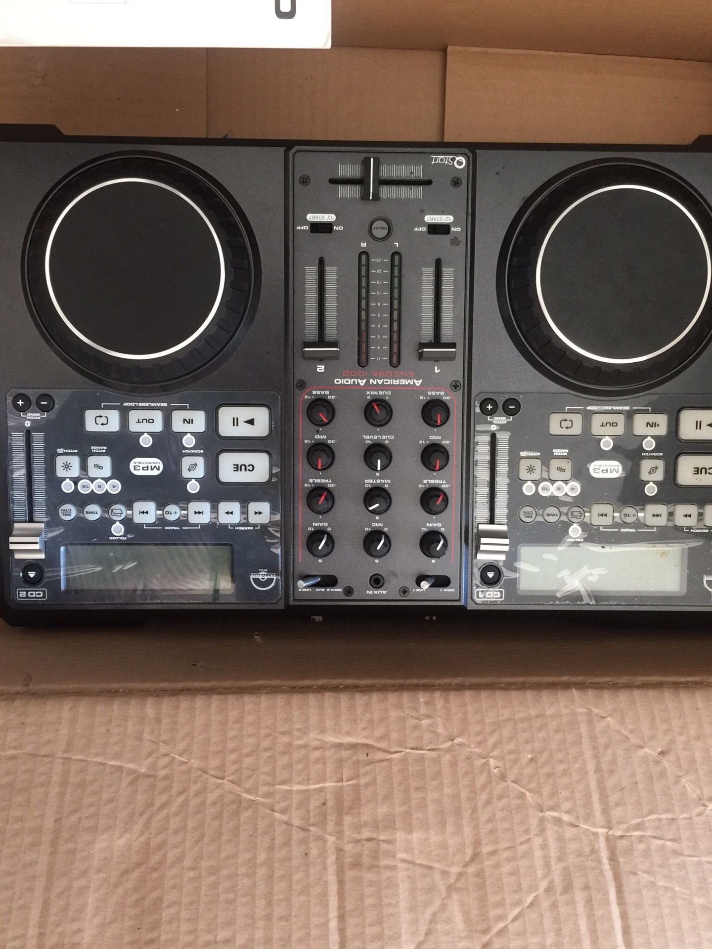 DJ Mixer Equipment 