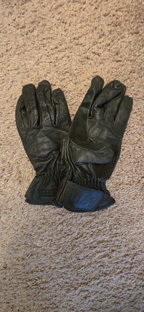 BILT Moto Gloves, Great Condition, Rarely Used - Ladies Size S
