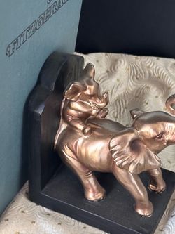 Bronze-Finish Elephant Family Bookend