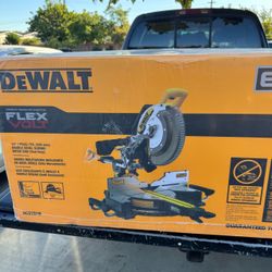 DEWALT 60V Lithium-lon 12 in. Cordless Sliding Miter Saw (Tool Only)