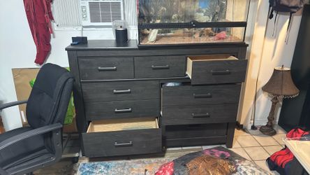 dresser