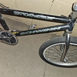 Bmx 20 Inch Schwinn Predator. Chandler 