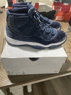 Retro 11 Size 9W/7.5Y