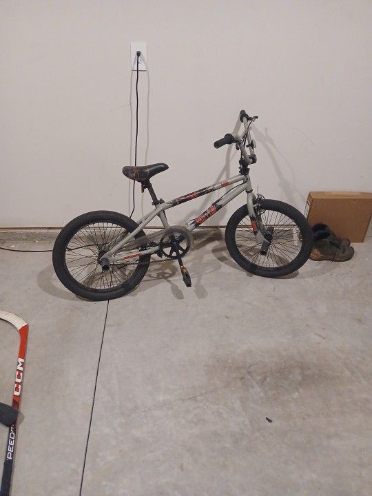 DAMAGE B20 Bike