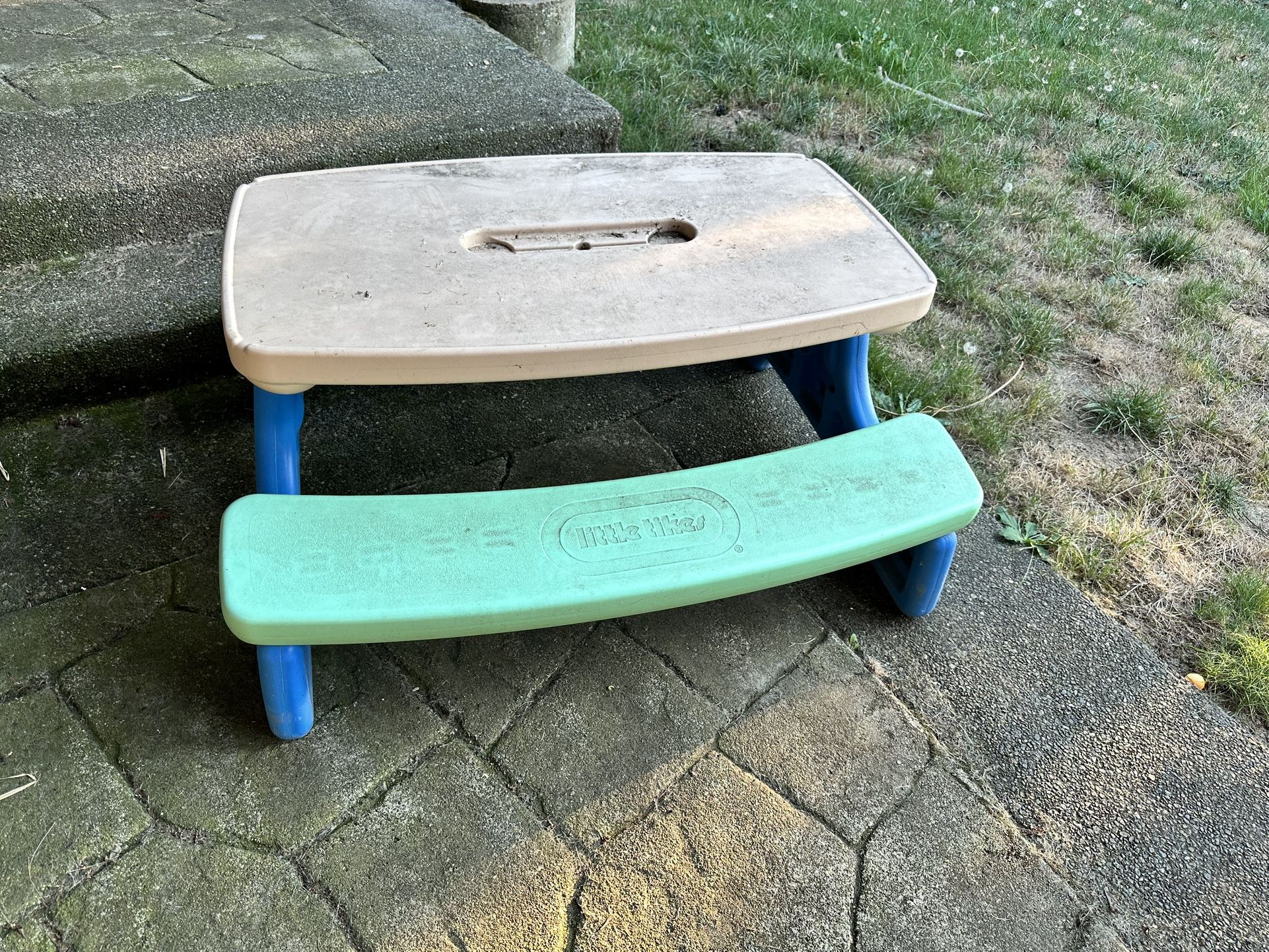 Toddler/little Kids Picnic Table