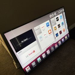 55” LG SMART TV 
