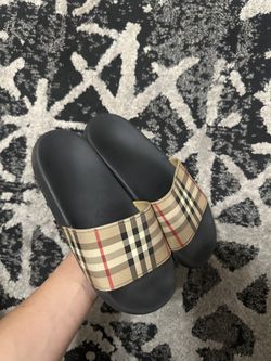 Burberry slides