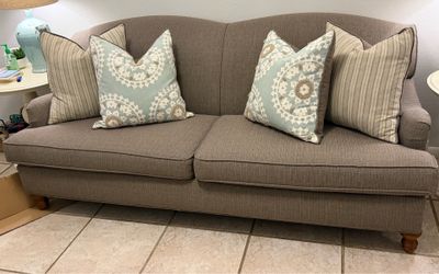 Comfy Haverstys sofa
