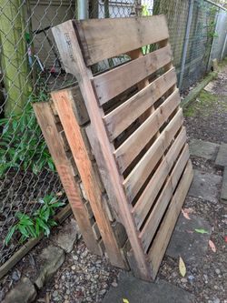Free Pallets
