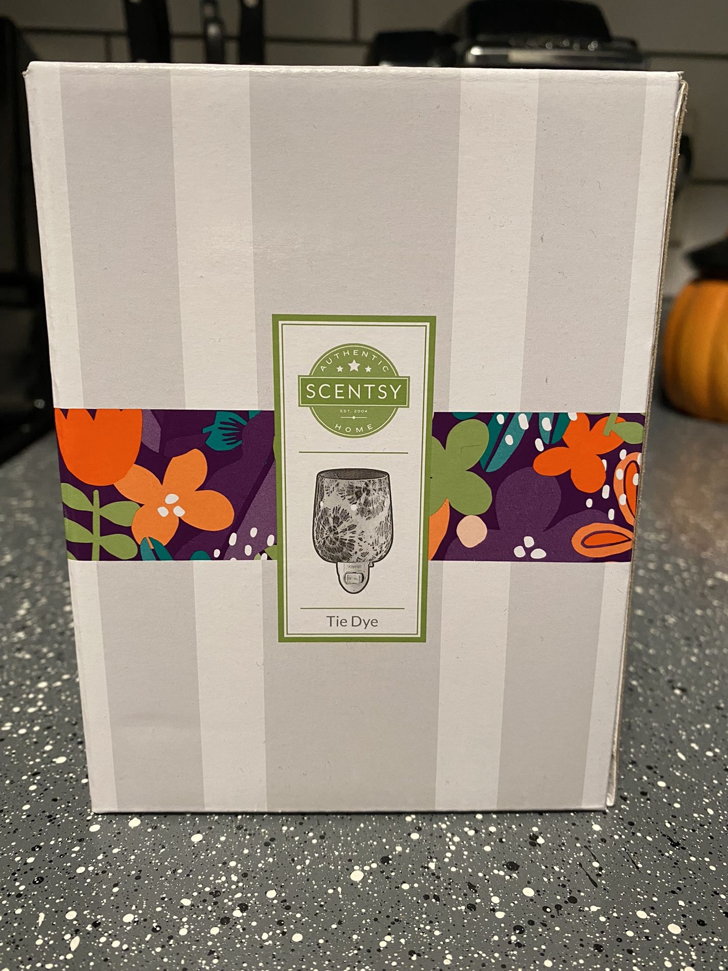 Tie Dye Scentsy Mini Warmer