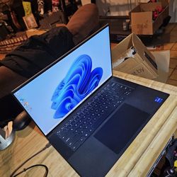 Dell XPS Gaming PC Intel i7-11800HCPU 32GB Ram 1TB SSD GPU: NVIDIA RTX 3050