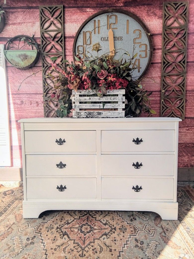 White 6/Drawers Wood Dresser