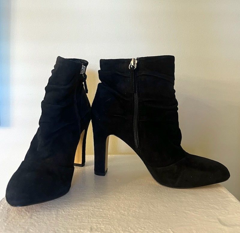 White House Black Market Women's Boot Heels