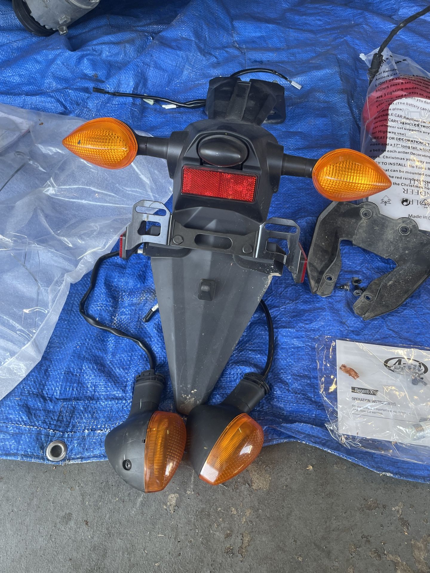 2021 R3 Fender And Turn Signals