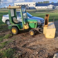 John Deere 318 Mower And Snowblower