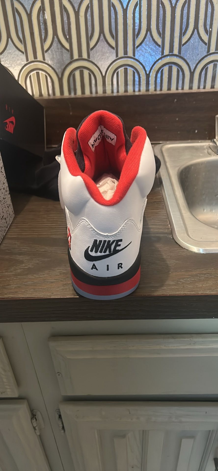 og jordan 5s retro