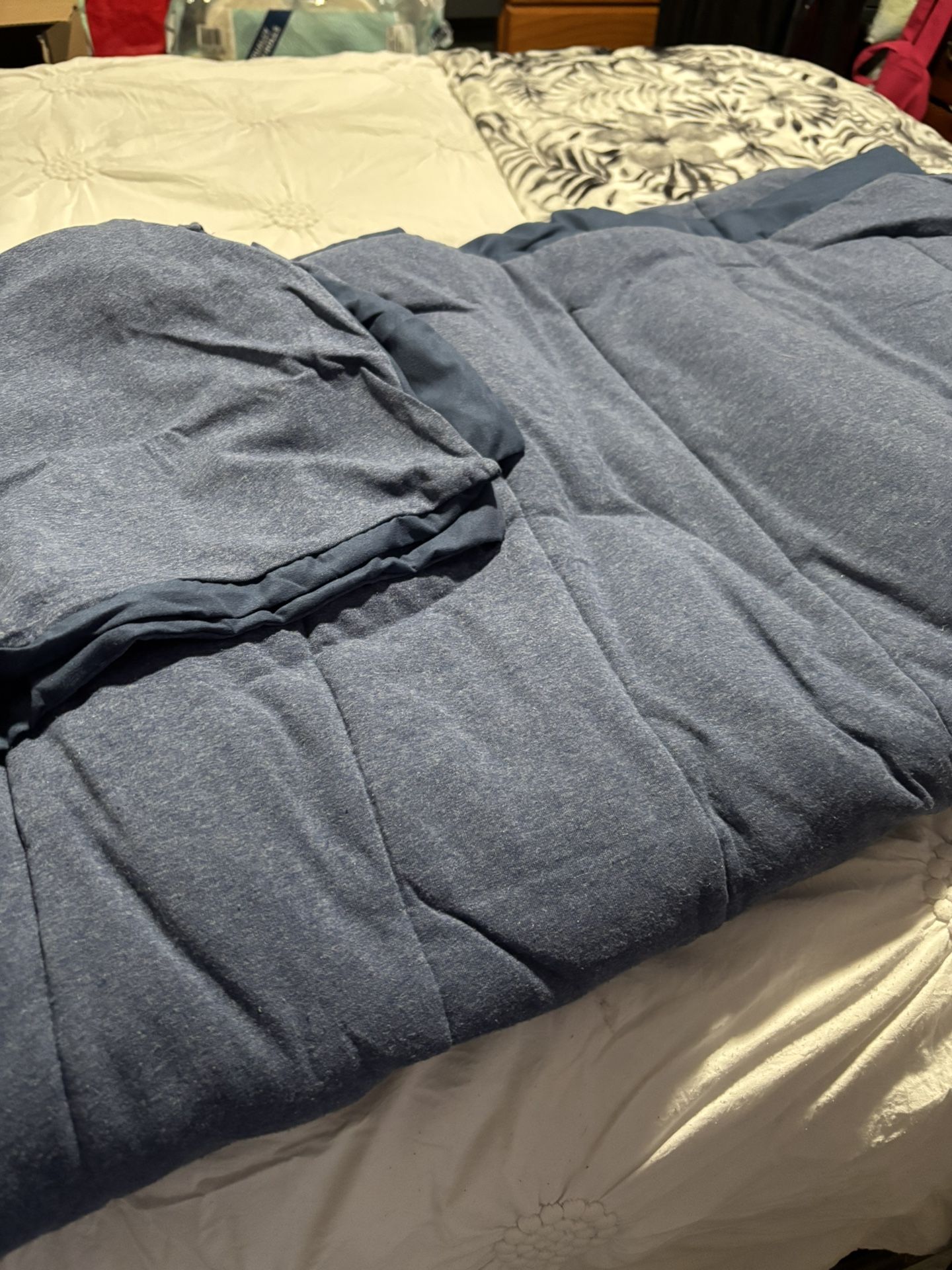 Blue Comforter Full / Queen