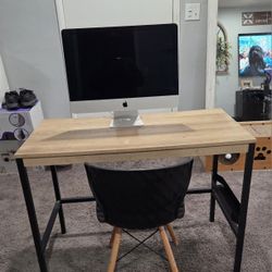 Desk & Chair