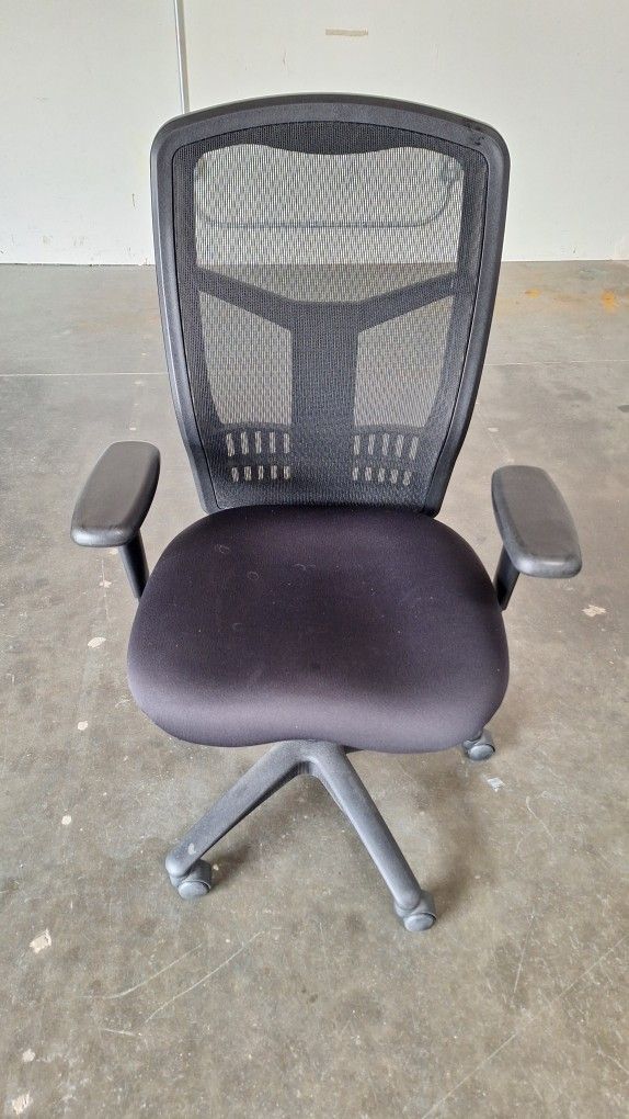 Quality Mesh Backed Office Chair