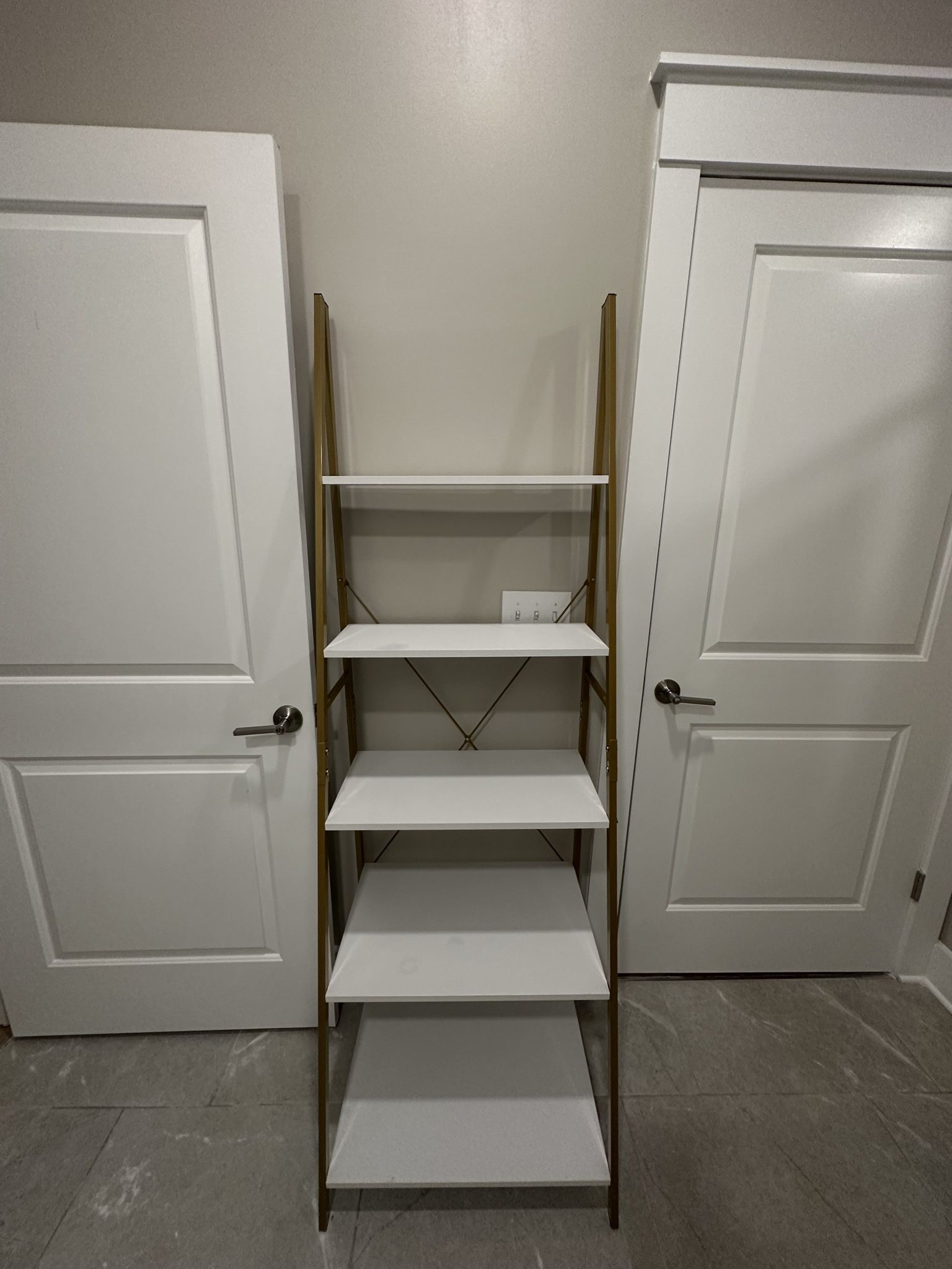 LIKE NEW Ladder Shelf 