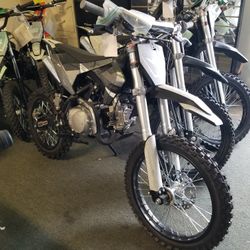 Children's Dirt Bikes Ready To Roll!!!