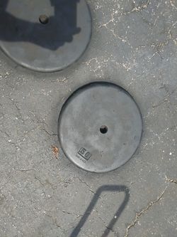 2-50lb standard plAtes