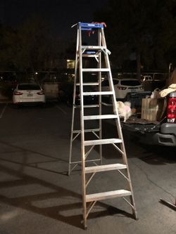 Ladder 8 ft
