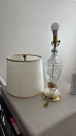 Vintage Crystal Glass lamp Mint Condition