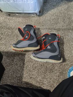 Salomon Snowboard Boots 6.5