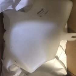 Genuine OEM  GM 1️⃣2️⃣4️⃣6️⃣3️⃣0️⃣4️⃣1️⃣Container,Windshield Washer Solvent