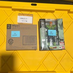 S.H Figuarts Dragonball Z Android 17EE & 16
