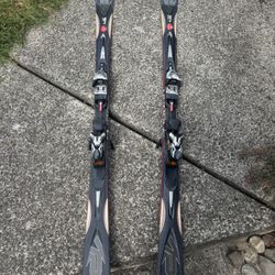 Skis