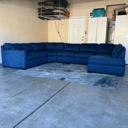 Sectional Sofa Couch with Chaise Delivery Available 🚚