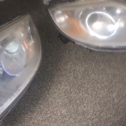 2011 Mazda C9 Headlights 