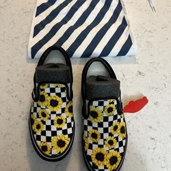 VANS Checkerboard/Sunflower Slides, NWT