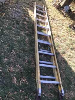 20’ Fiberglass  Ladders