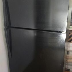 Whirlpool Refrigerator 