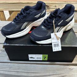 Reebok Chaos Size 7 Running Shoe