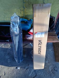 I Have Profesional Aluminium Video Trípod  Viltrox VX-18 New In Bos 