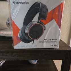 Steelseries Arctis Pro