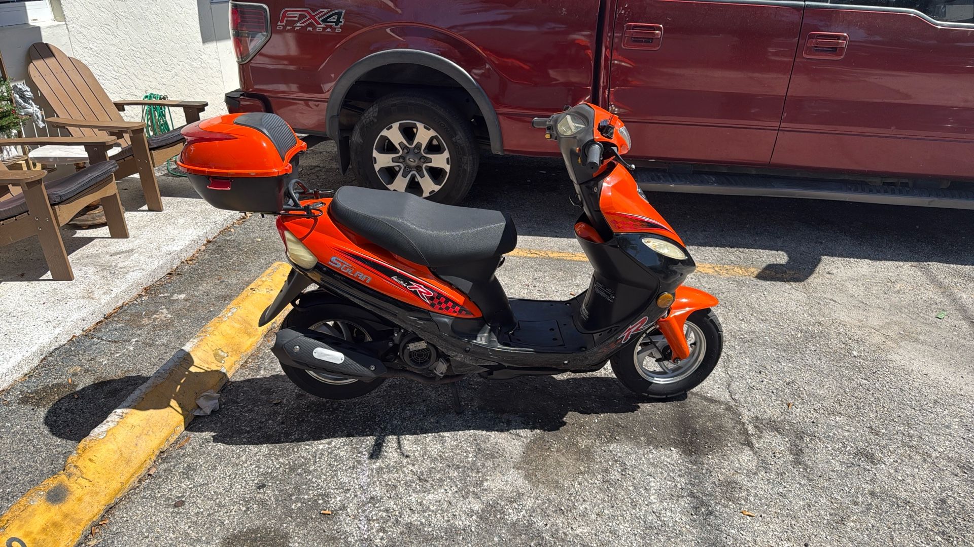 Solan Limited R Moped Gas Scooter excellent low sale price everything works perfectly has title Super Low Sale Price Drop Only $400obi