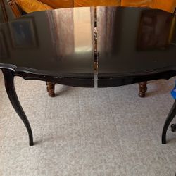 Dining Table With 6 Chairs/Showcase